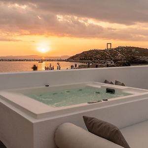 Temple Sea View Grande Suite Outdoor Jacuzzi